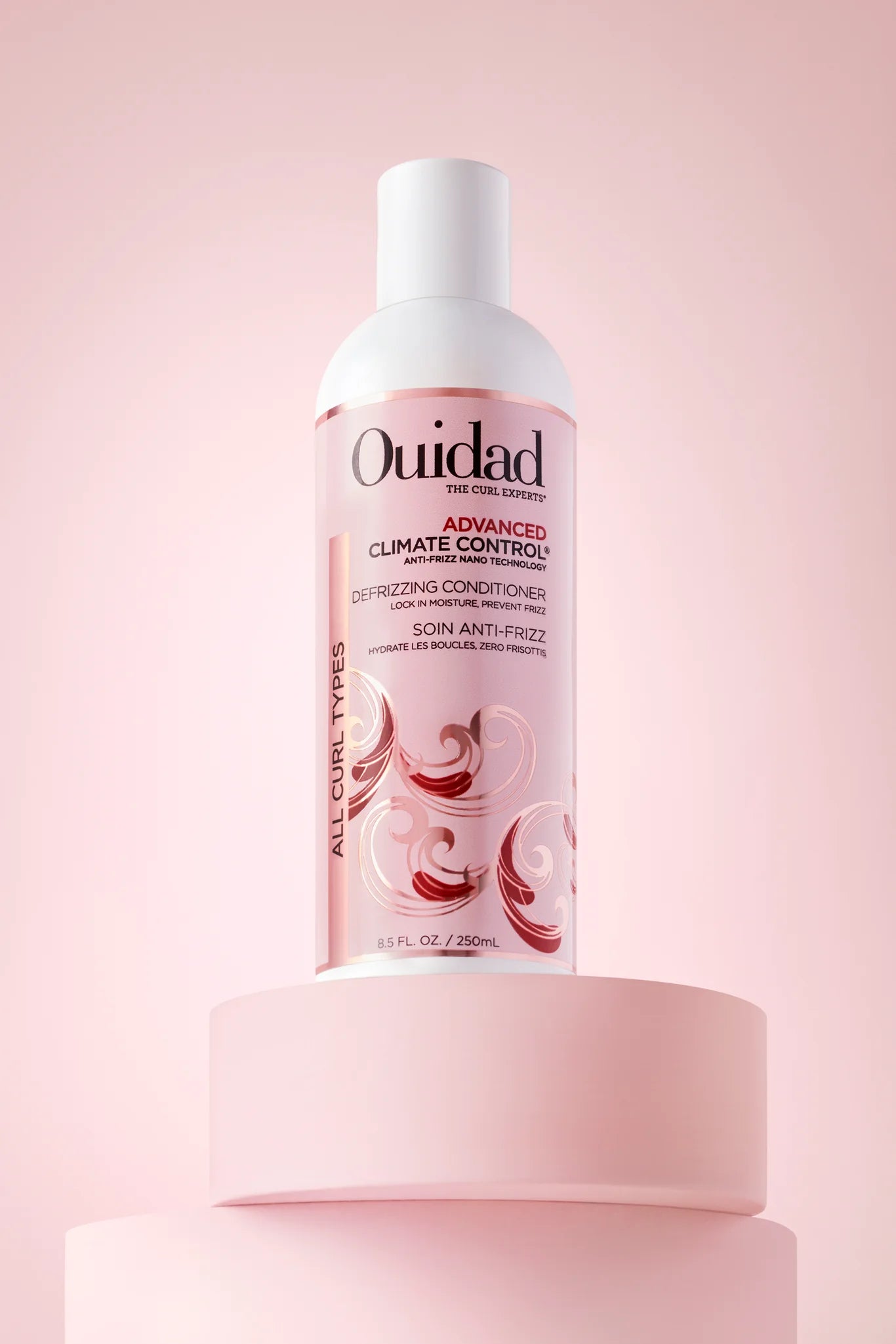 OUIDAD ADVANCED CLIMATE CONTROL®ALL CURLS Defrizzing Conditioner 1 Liter