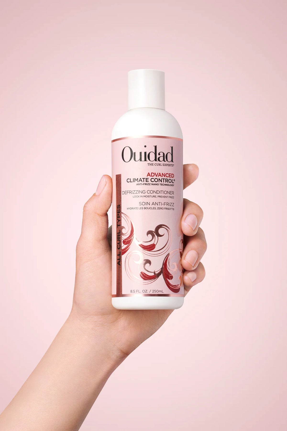 OUIDAD ADVANCED CLIMATE CONTROL®ALL CURLS Defrizzing Conditioner 1 Liter